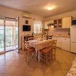 Apartament In - Insel Krk 13597 *