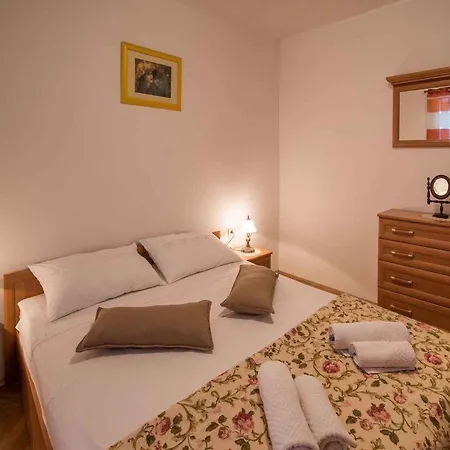 In Vrbnik/insel Krk 13597 Apartment Vrbnik (Primorje-Gorski Kotar)
