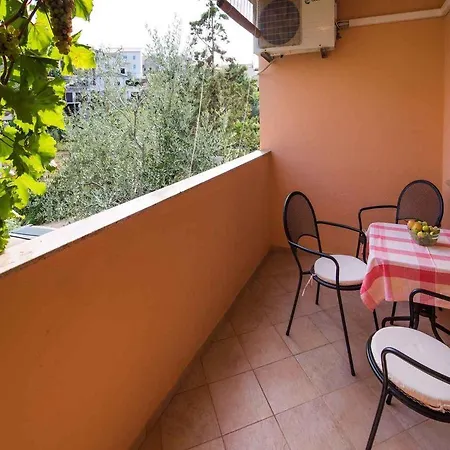 Apartment In Vrbnik/insel Krk 13597